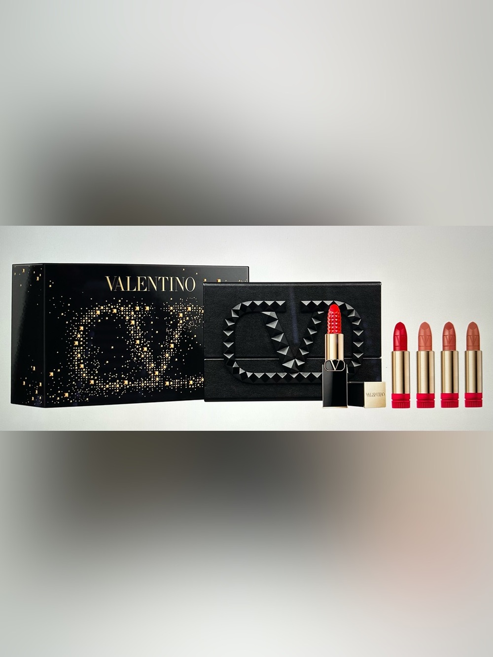 Valentino Rosso Valentino Lip & Lip Refill Set with Black Studded V-logo Box